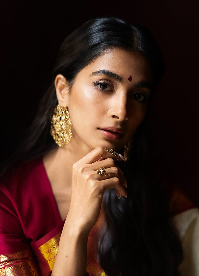 Jana Nayagan Movie : Actress Pooja Hegde Trending Photos13