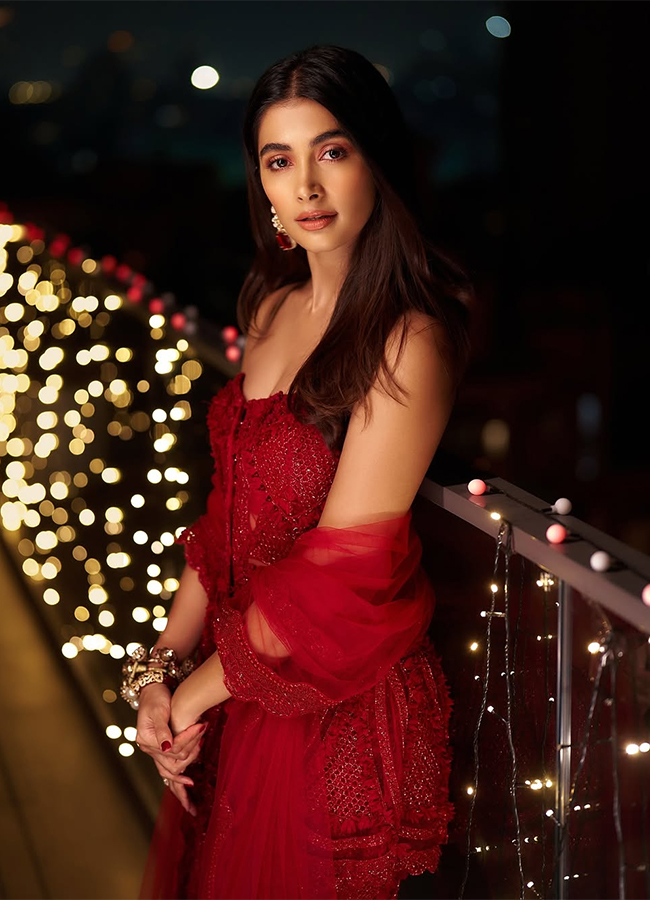 Jana Nayagan Movie : Actress Pooja Hegde Trending Photos17