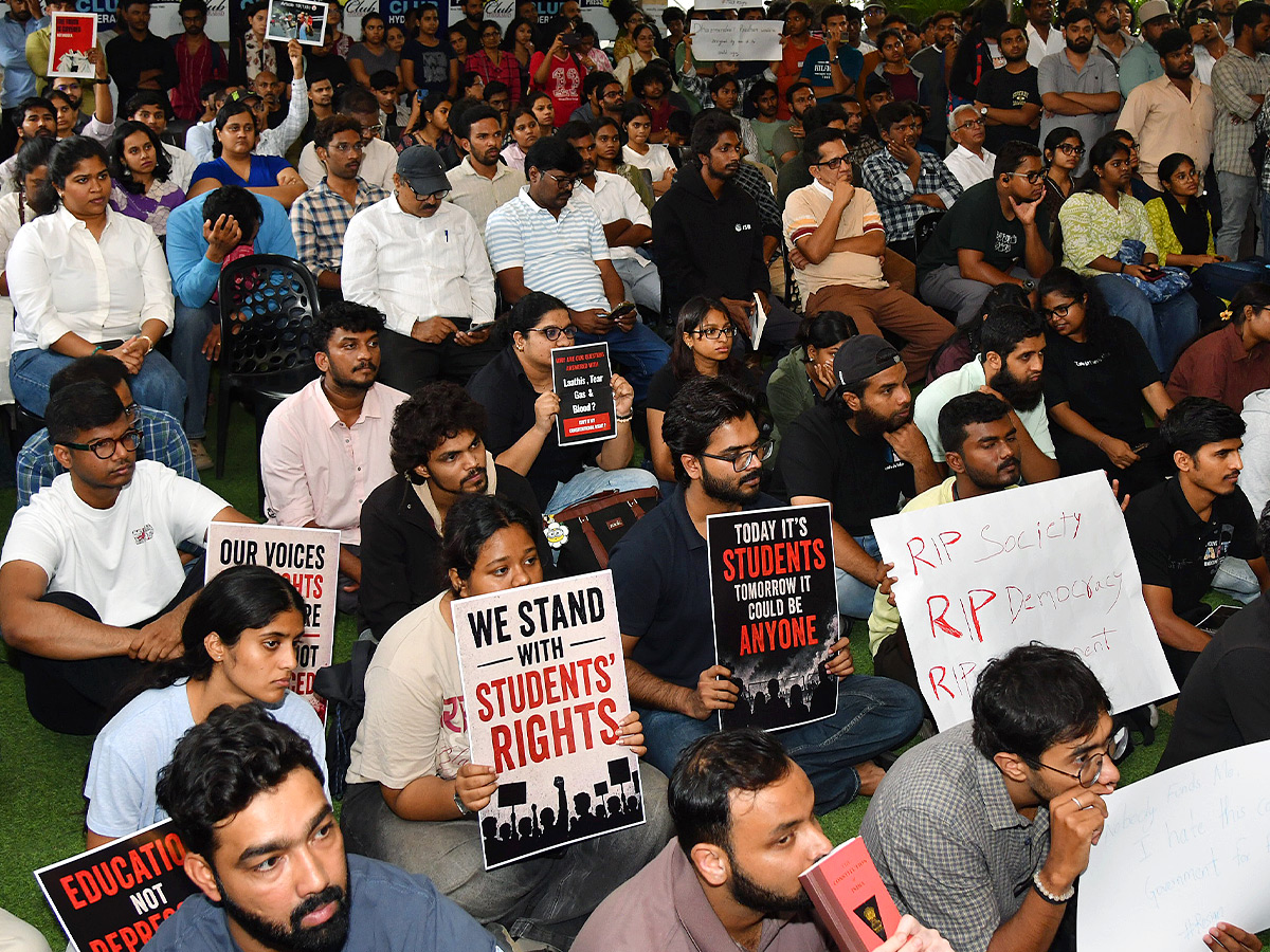 Students and Intellectuals Raise Their Voice12