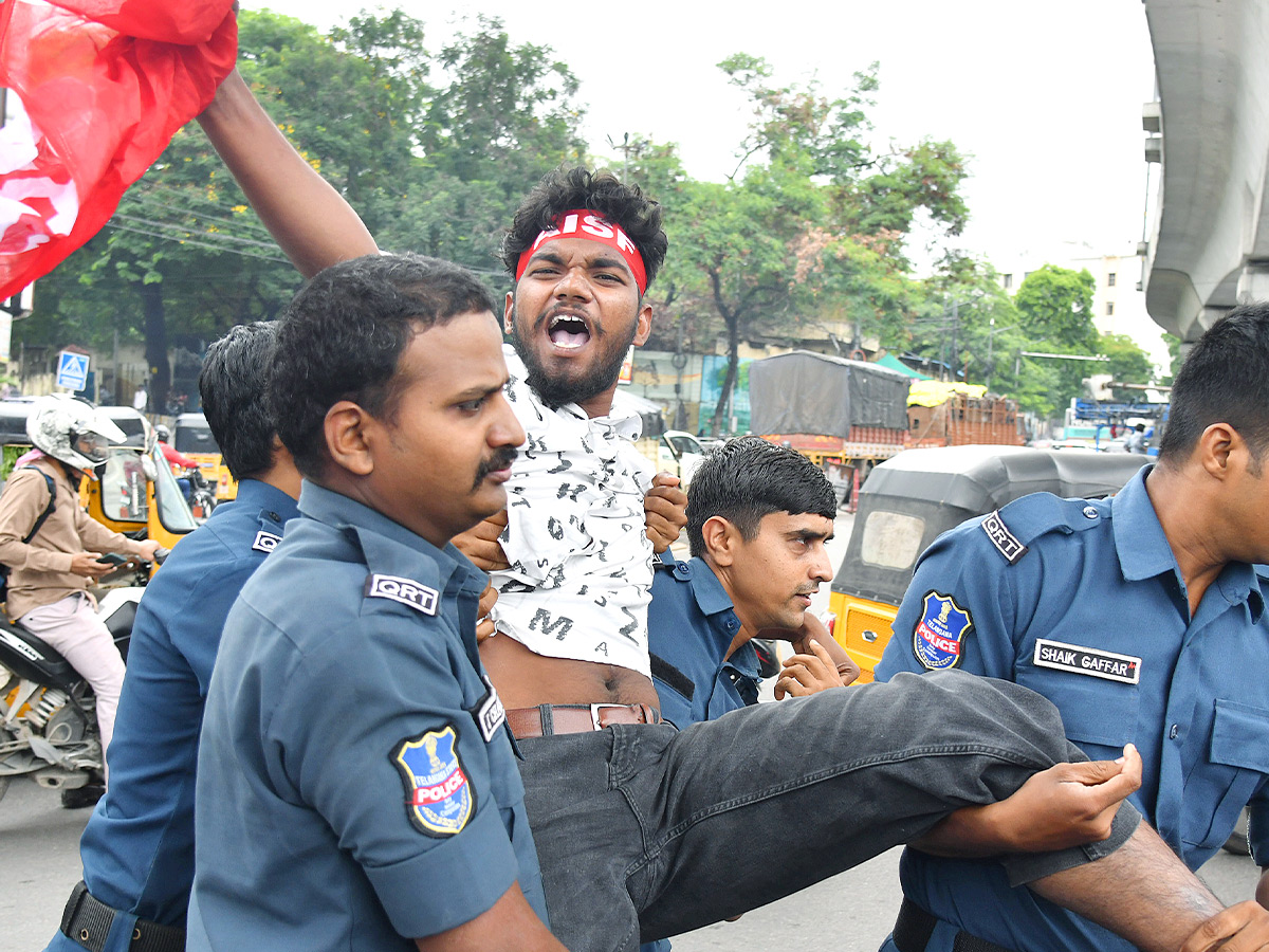 Students and Intellectuals Raise Their Voice6
