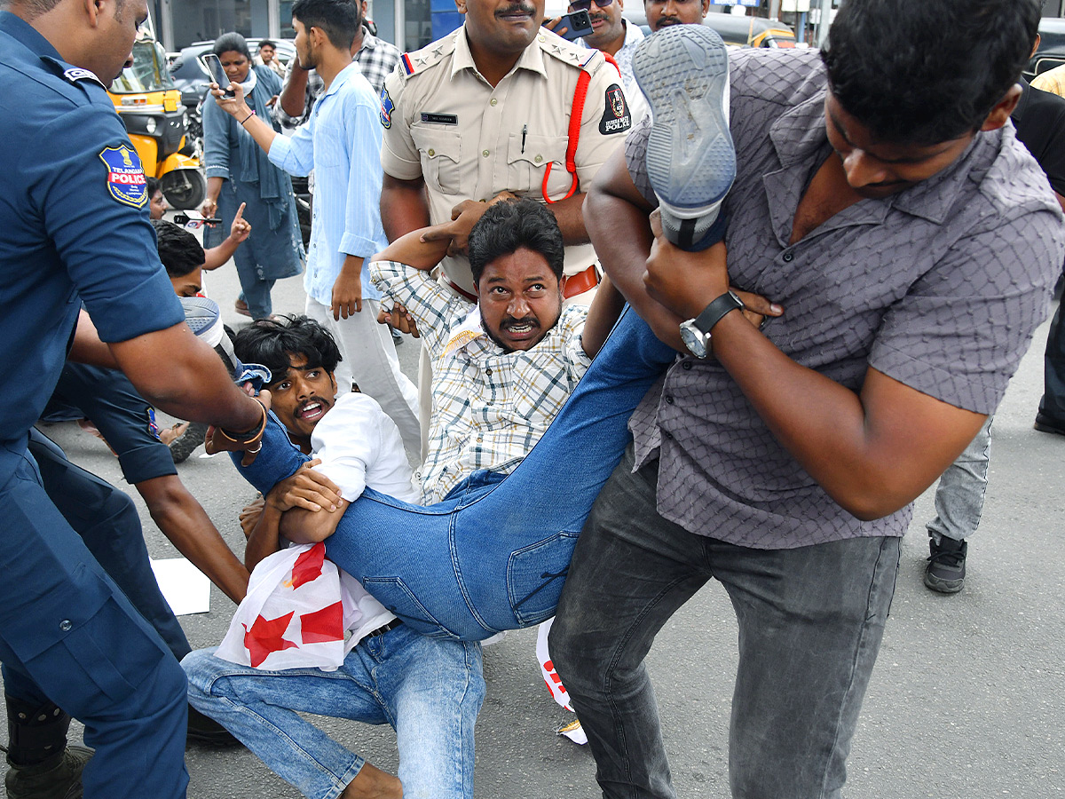 Students and Intellectuals Raise Their Voice7