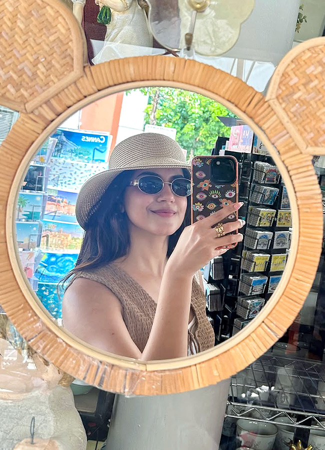Actress Ritu Varma Travels the World: Photos8