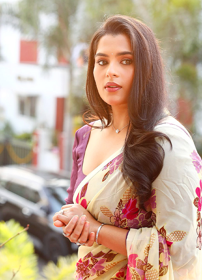 Balagam Heroine Birthday Celebration Photos10