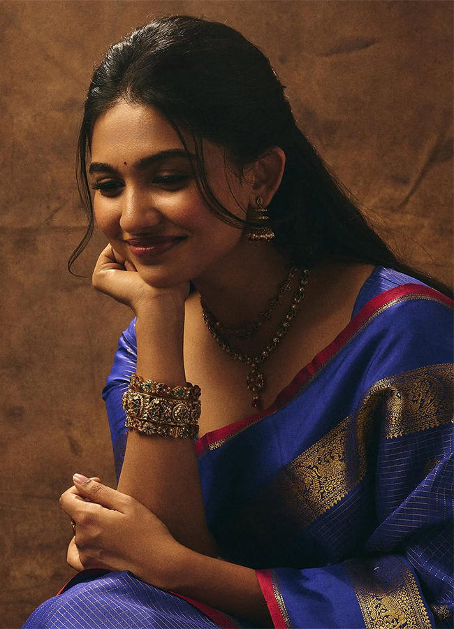 Actress Mamitha Baiju in Jana Nayagan Viral Photos4