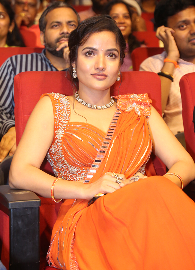 Actress Siri Hanumanth Stunning Looks Chennai Love Story Pre Release Event14