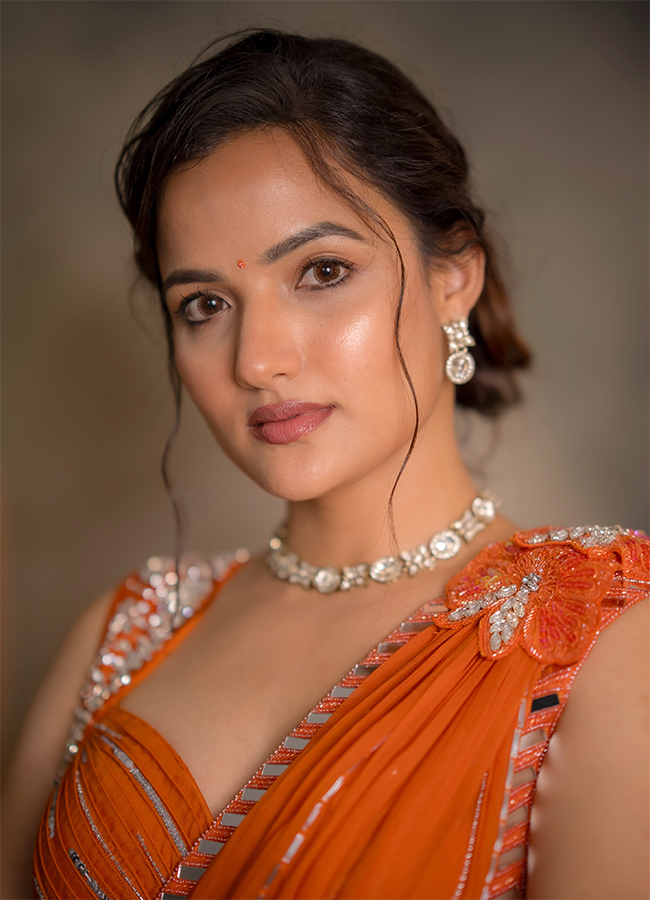 Actress Siri Hanumanth Stunning Looks Chennai Love Story Pre Release Event5