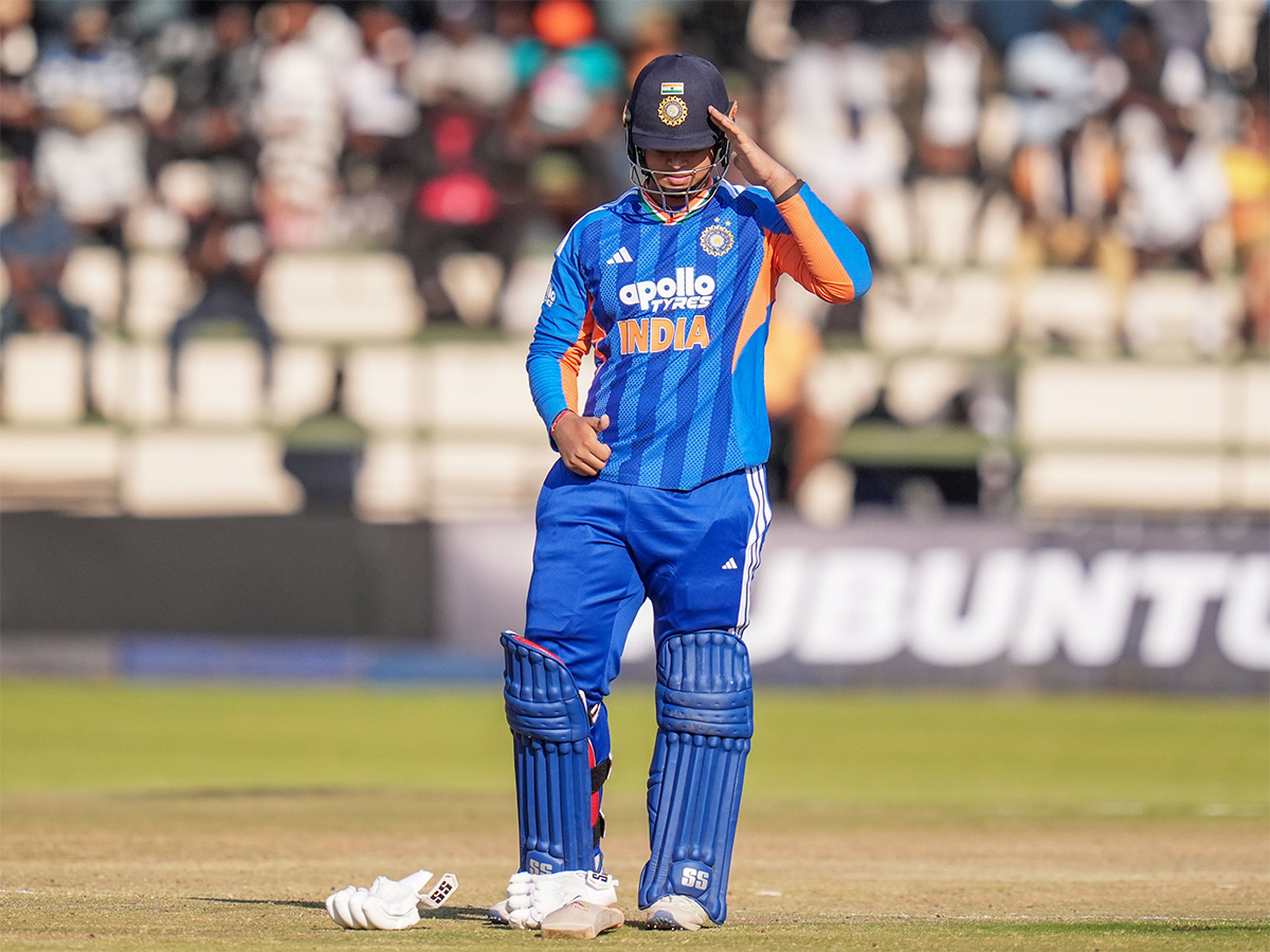 First T20 Cricket Match Between Zimbabwe and India HD Photos11