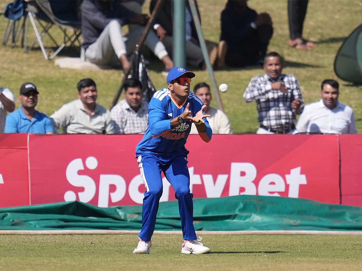 First T20 Cricket Match Between Zimbabwe and India HD Photos6