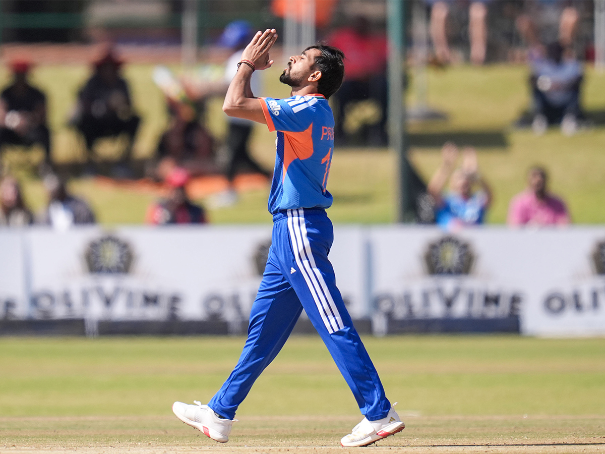First T20 Cricket Match Between Zimbabwe and India HD Photos7