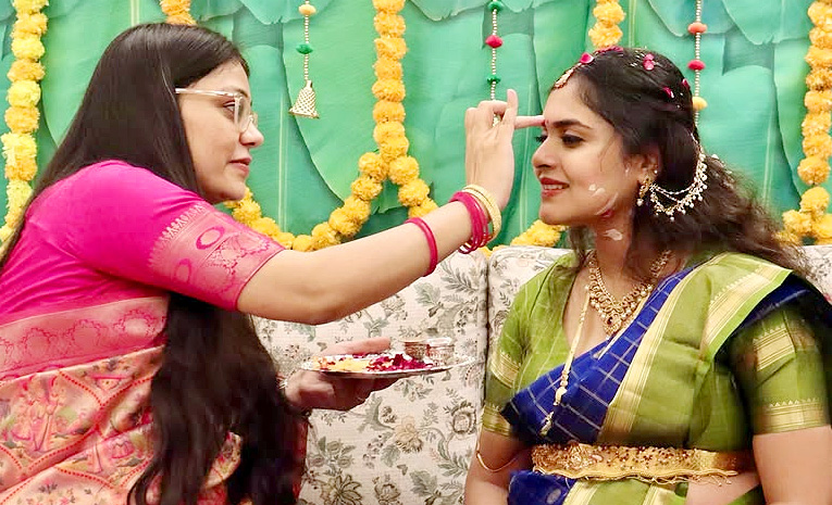 Actress Kerintha Fame Sukrithi Baby Shower Photos6