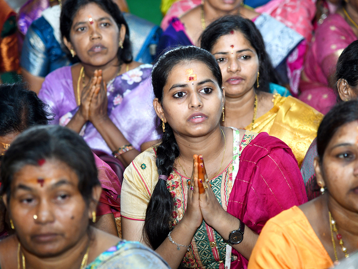 Vijayawada Grandeur Ashadam Sare At Indrakeeladri Temple27