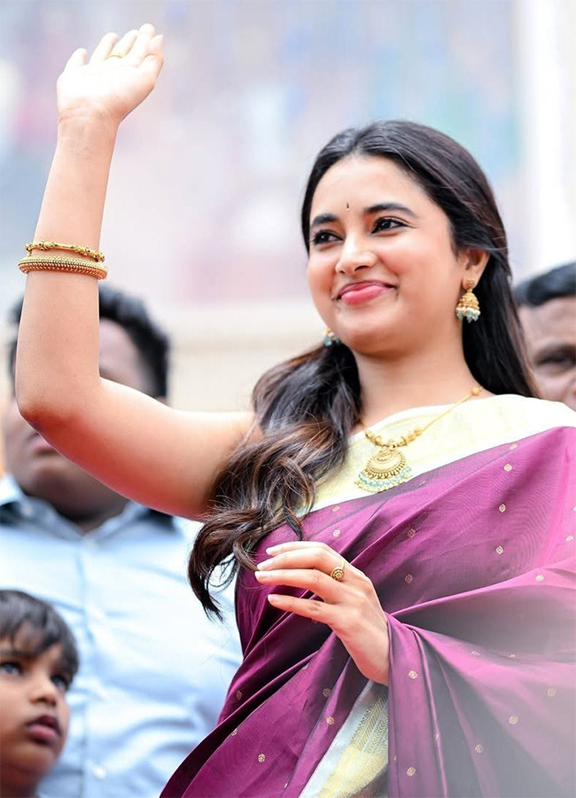 Actress Priyanka Mohan Fashion Mall Grand Opening At ECIL16
