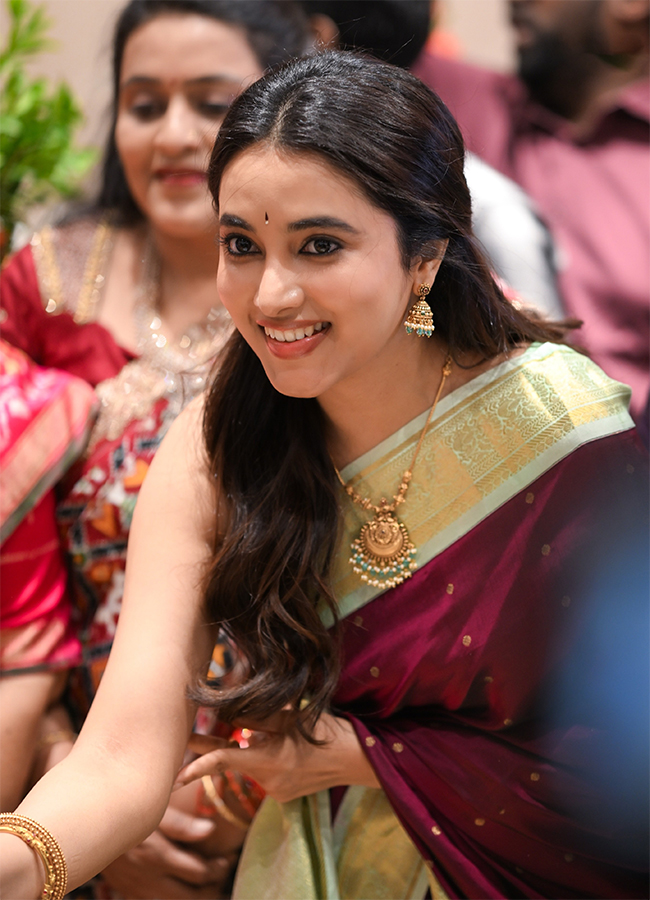 Actress Priyanka Mohan Fashion Mall Grand Opening At ECIL3