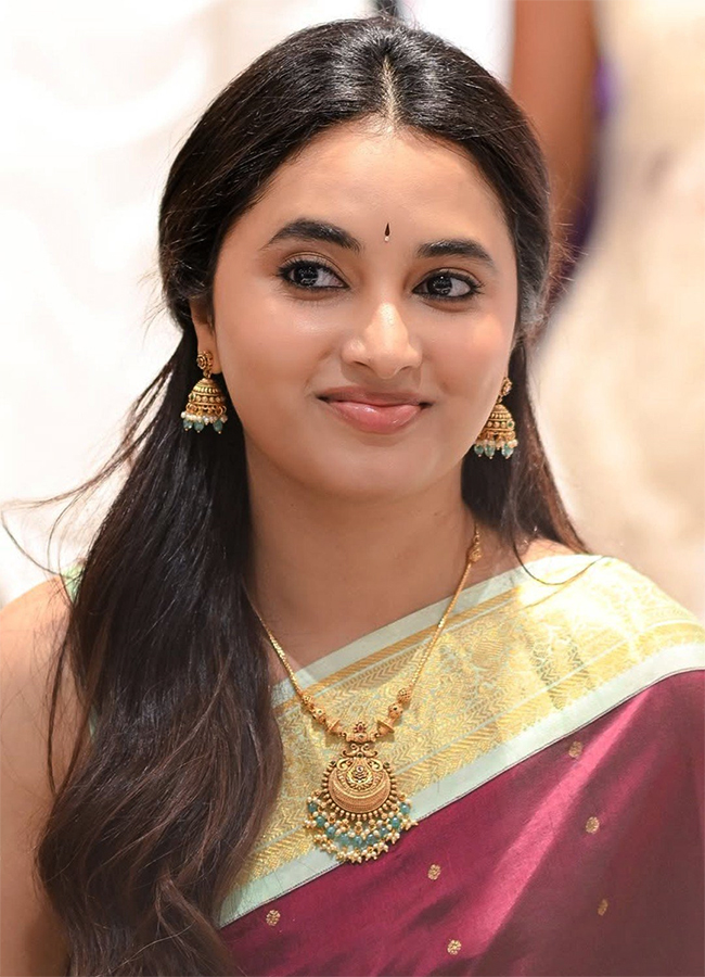 Actress Priyanka Mohan Fashion Mall Grand Opening At ECIL7