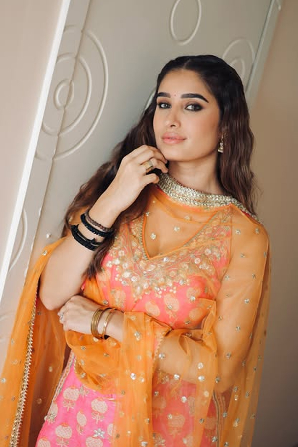 Actress Rasha Thadani Latest Stunning Photos17