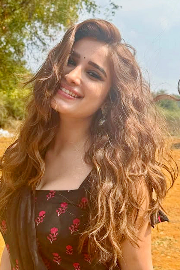 Actress Rasha Thadani Latest Stunning Photos6