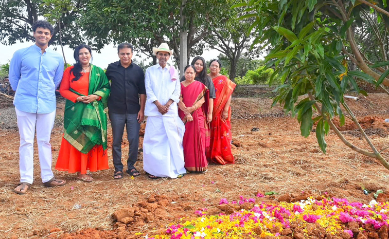 KTR Birthday Celebrations In KCR Farmhouse Photos9