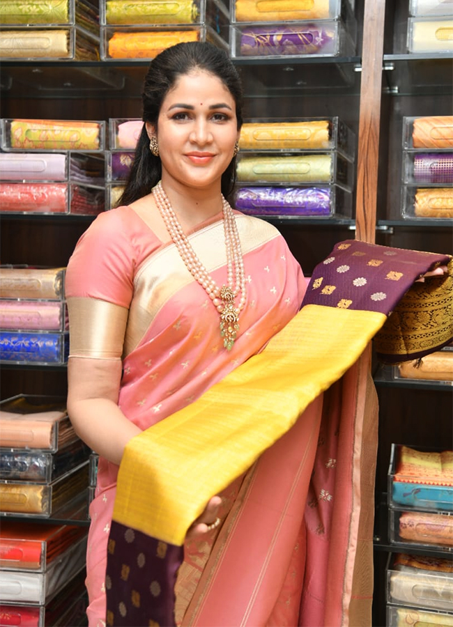 Lavanya Tripathi Kukatpally Hyderabad HD Photos20