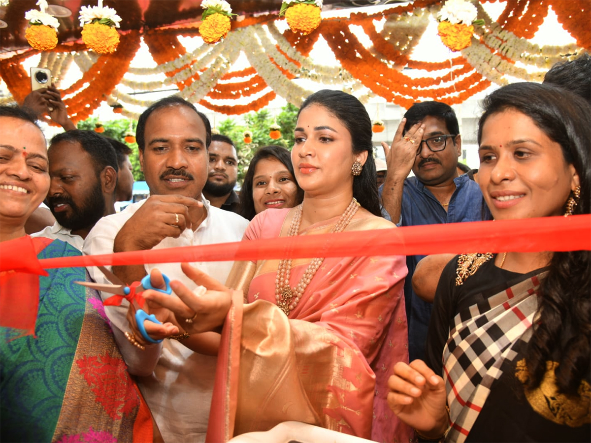 Lavanya Tripathi Kukatpally Hyderabad HD Photos4