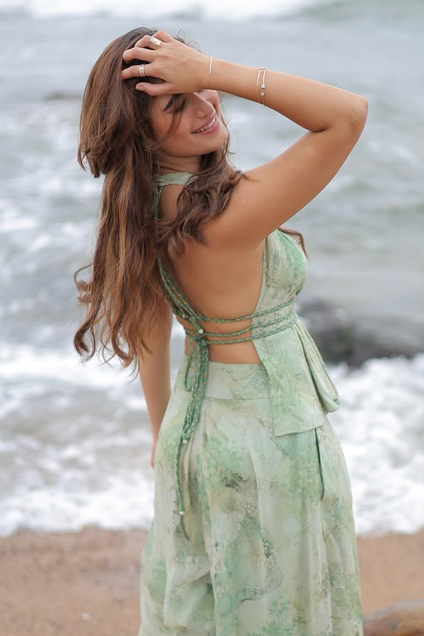 Actress Rasha Thadani Stunning Photos13
