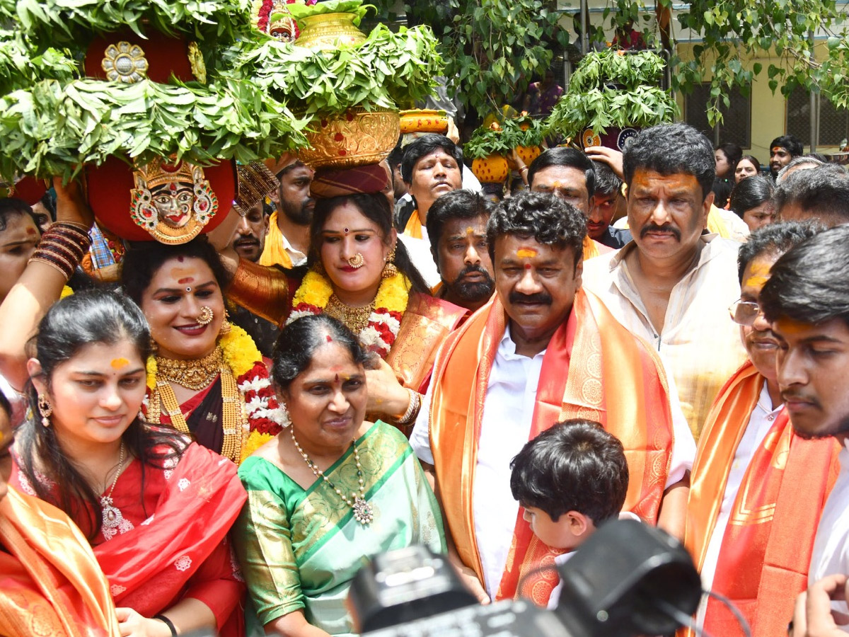 Devotees from Telangana offer Bonalu To Goddess Kanaka Durga In Vijayawada Photos29