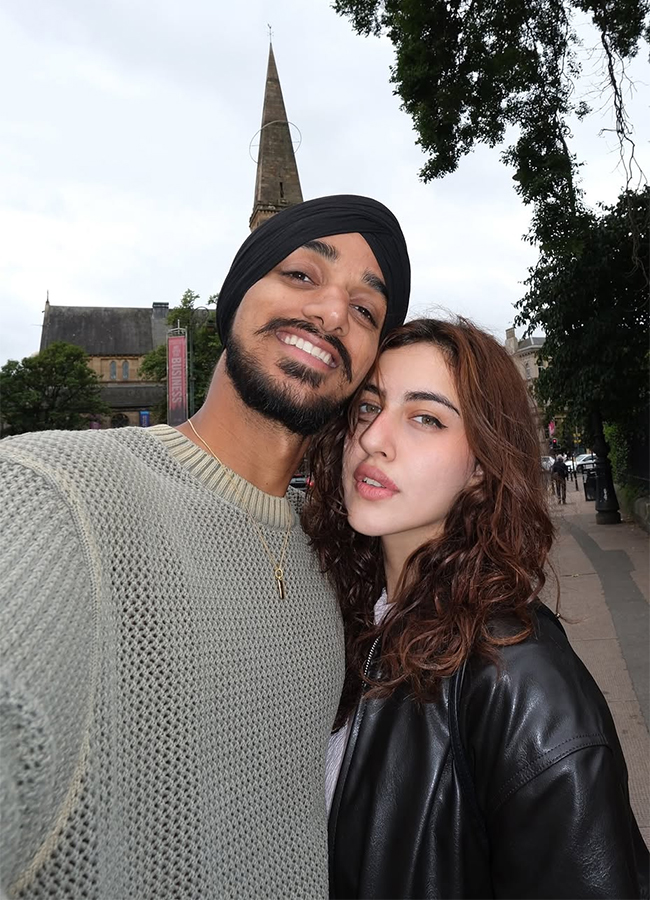 Arshdeep Singh Confirms Relationship With Girlfriend Samreen Kaur, Unseen Rare Photos Trending2