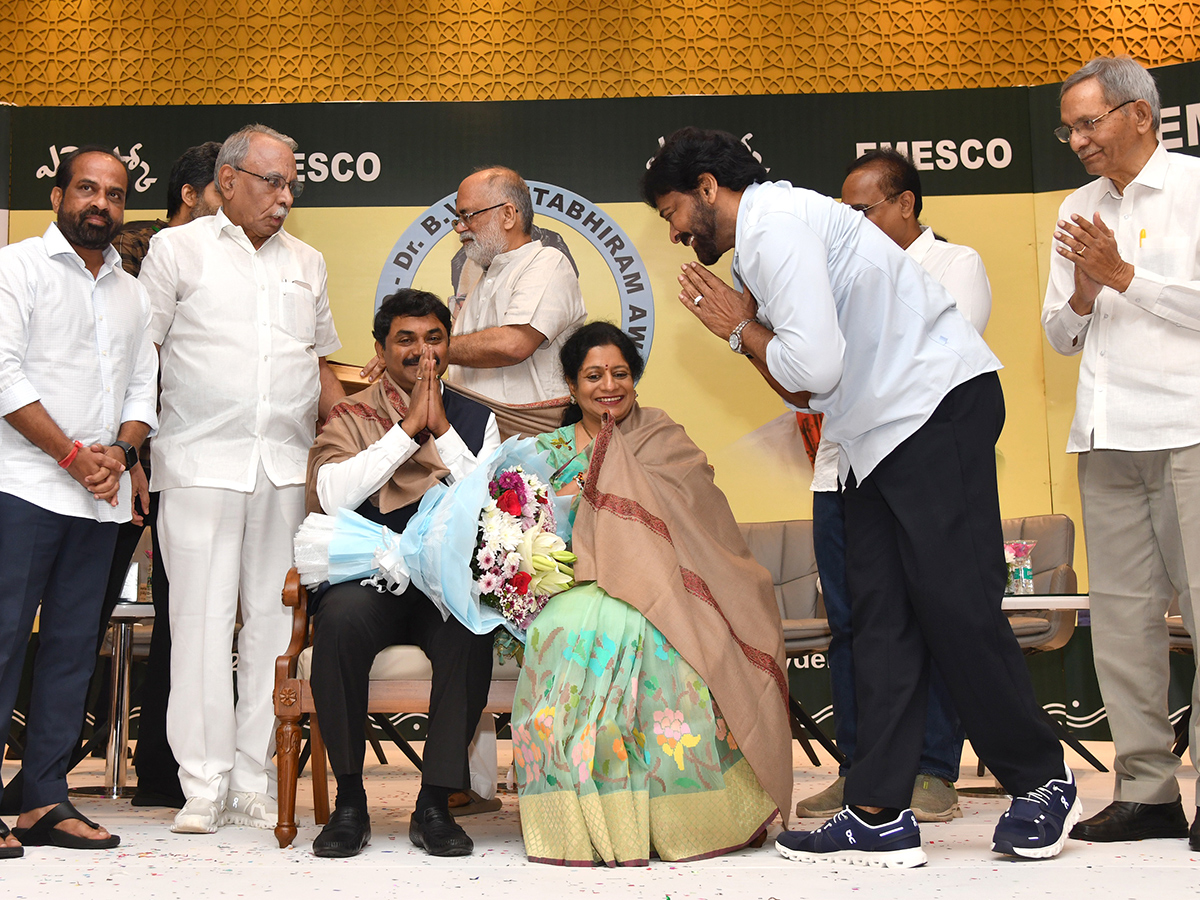 Chiranjeevi Speech about Satish Reddy at at BV Pattabhiram Award14