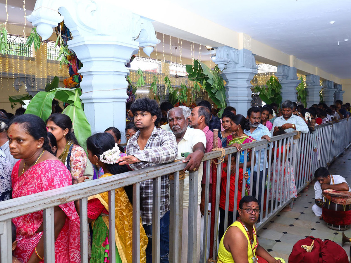 Dharmaraja Swamy Brahmotsavam Held Grandly In Srikalahasti13