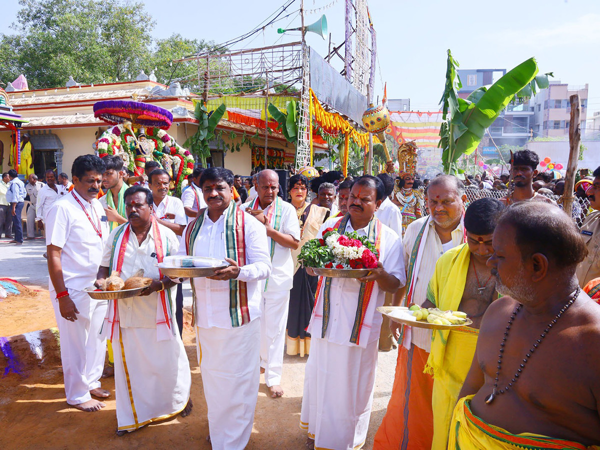 Dharmaraja Swamy Brahmotsavam Held Grandly In Srikalahasti16