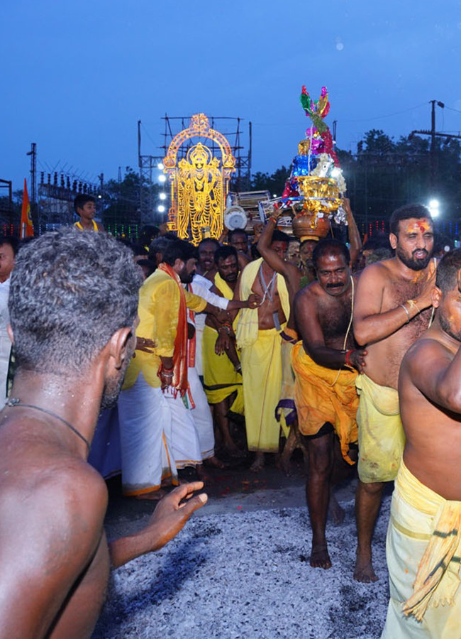 Dharmaraja Swamy Brahmotsavam Held Grandly In Srikalahasti27