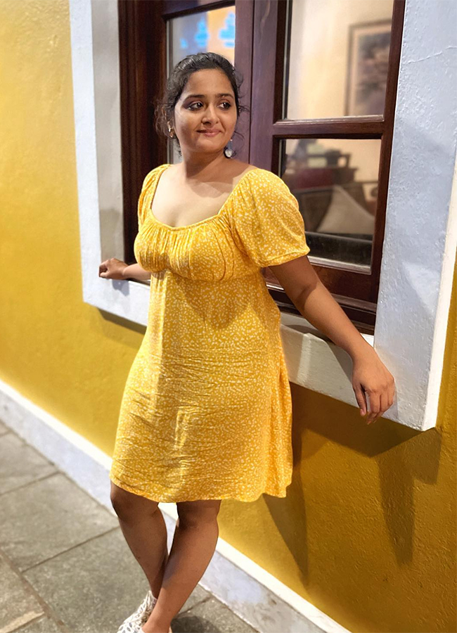 Chandramukhi Child Actress Praharshitha Srinivasan Stunning New Look Photos Trending13