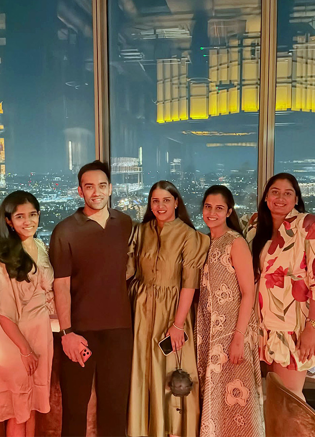 Prabhas Aunt and Sister London Trip Photos5