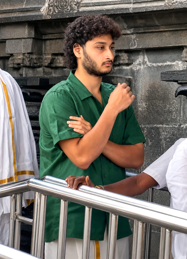 Actor Ghattamaneni Jayakrishna at Tirumala HD Photos3