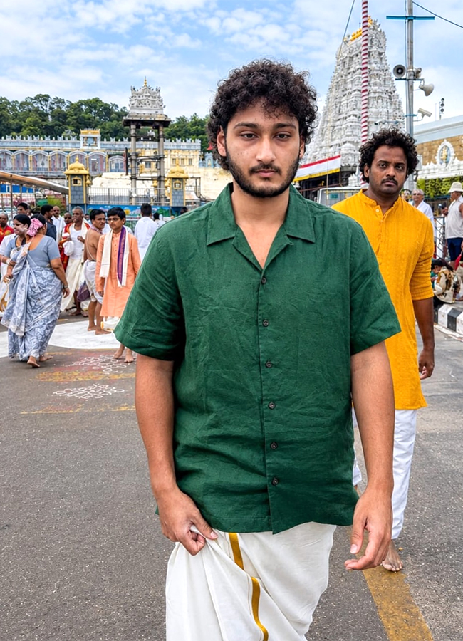 Actor Ghattamaneni Jayakrishna at Tirumala HD Photos4