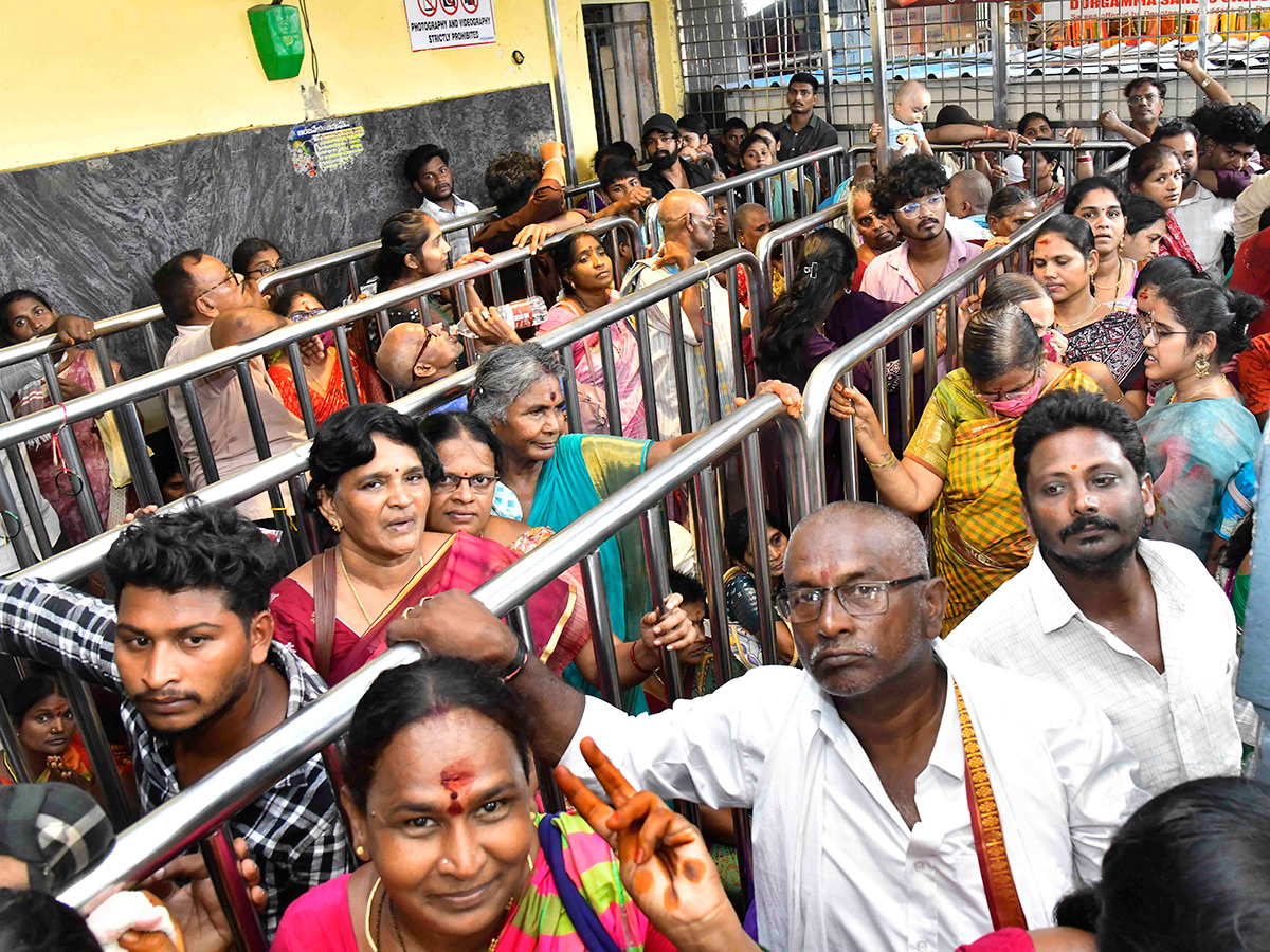 Shakambari Utsavam at the Kanaka Durga Temple atop Indrakeeladri in Vijayawada3