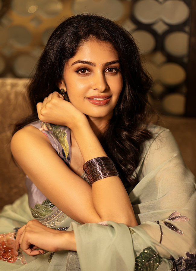 Tollywood Actress Manasa Varanasi Latest Photos Viral8