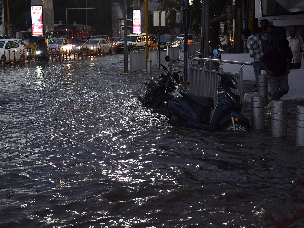 heavy rains in hyderabad latest news19