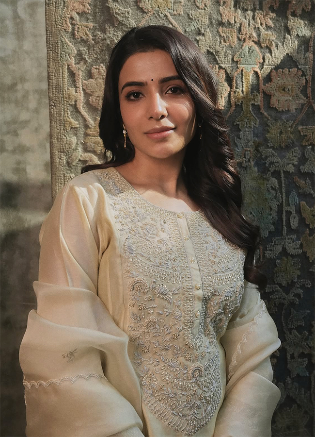 Actress Samantha Ruth Prabhu June Month Viral Photos2