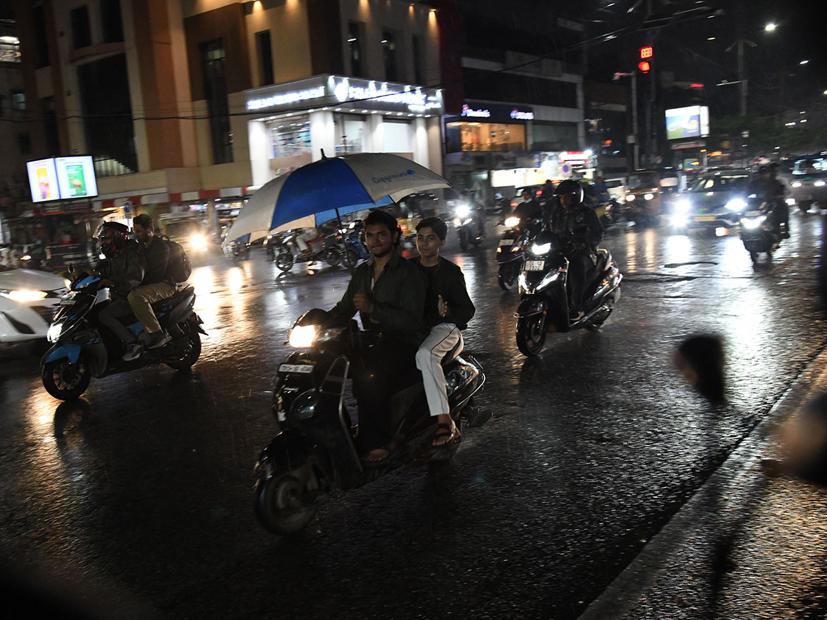 heavy rain in hyderabad today16
