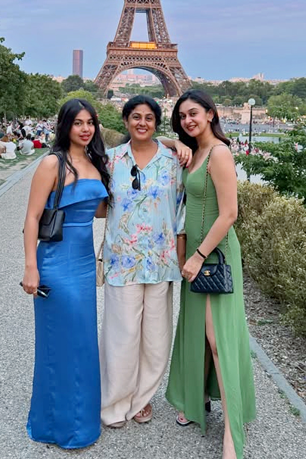 Action King Arjun daughters Aishwarya And Anjana on Paris Vacation Photos 4