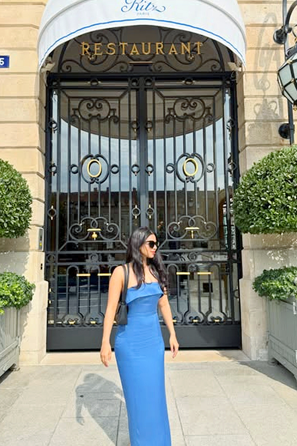 Action King Arjun daughters Aishwarya And Anjana on Paris Vacation Photos 7