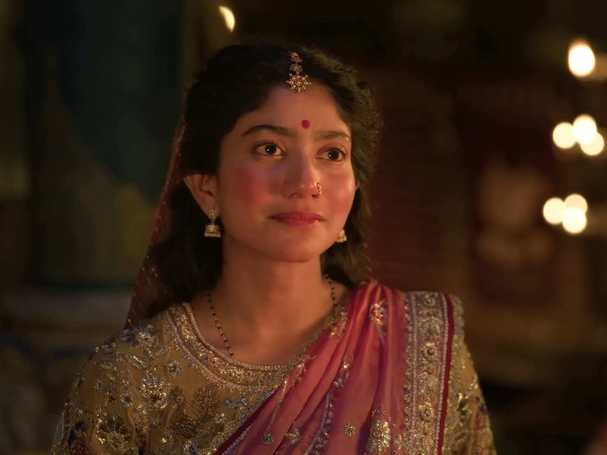Ranbir Kapoor as Sai Pallavi Ramayana Trailer HD Photos11