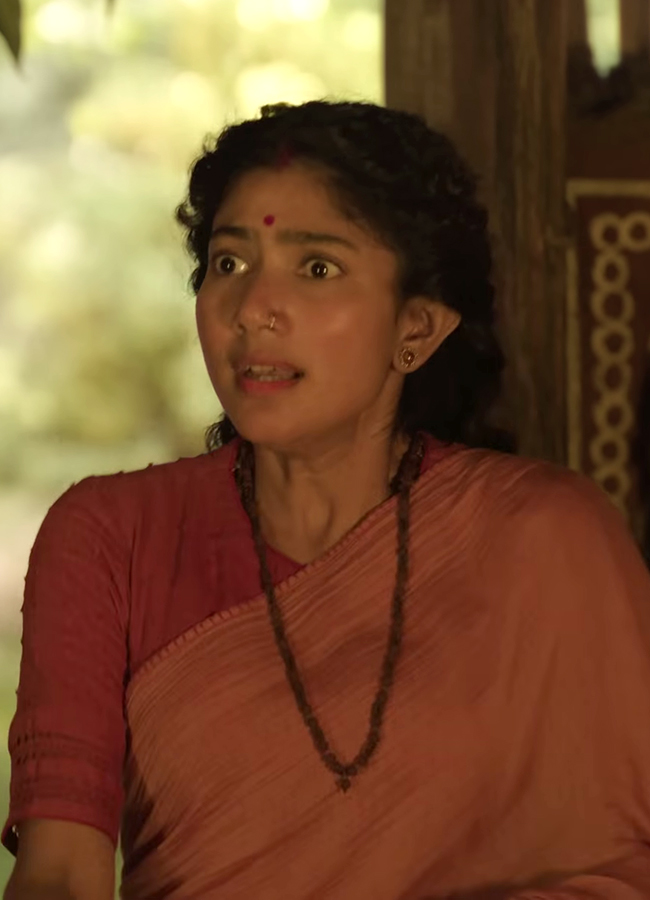 Ranbir Kapoor as Sai Pallavi Ramayana Trailer HD Photos15