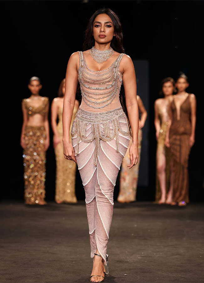 Sobhita Dhulipala of Hyundai India Couture Week in New Delhi2
