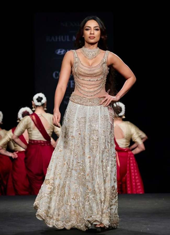 Sobhita Dhulipala of Hyundai India Couture Week in New Delhi9