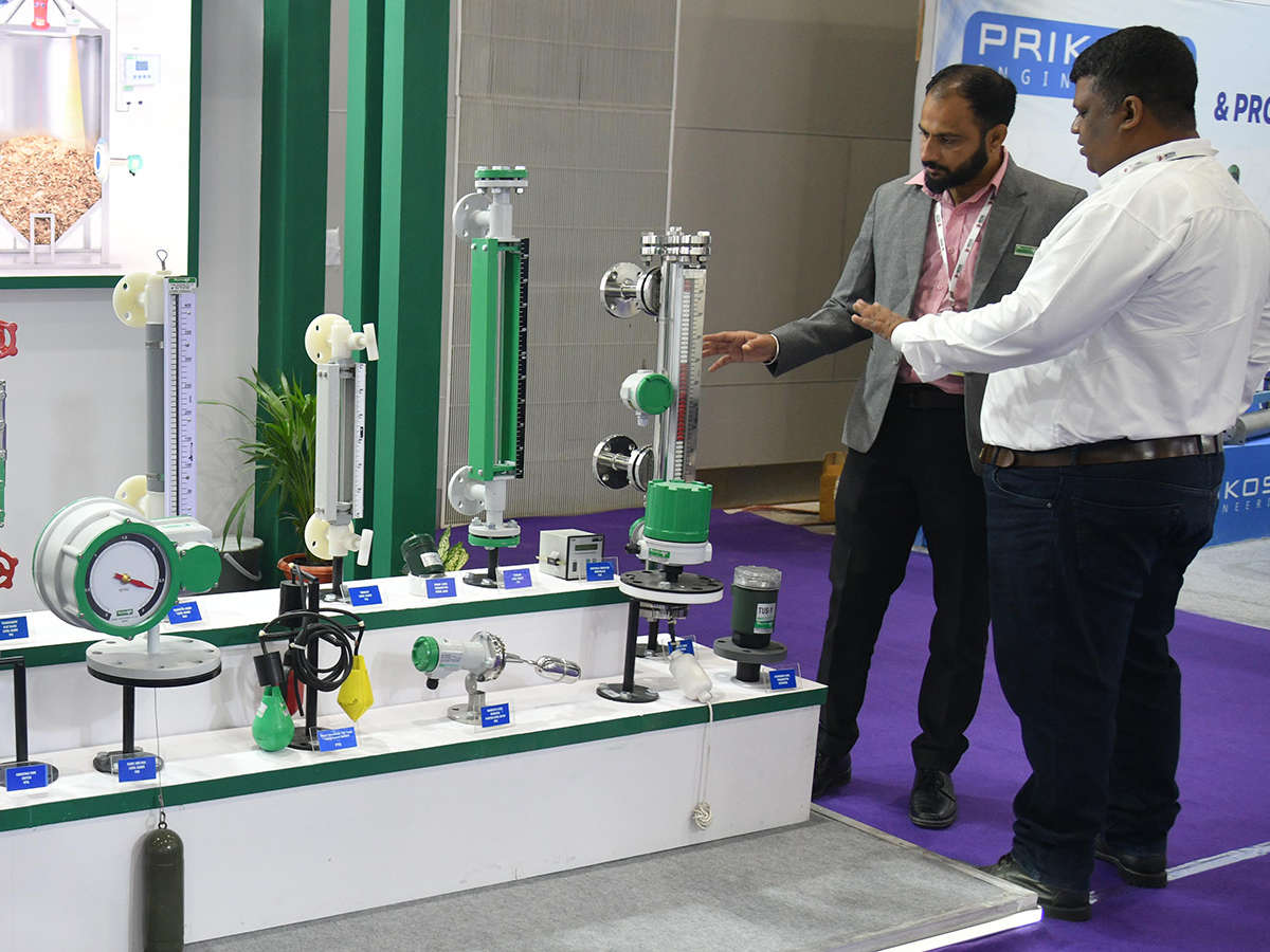 Hyderabad : Exhibition at HITEX Impresses Visitors HD Photos15
