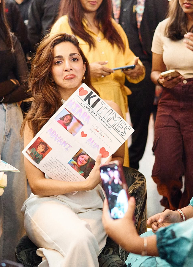 Indian Actress Kiara Advani Birthday Special Photos16