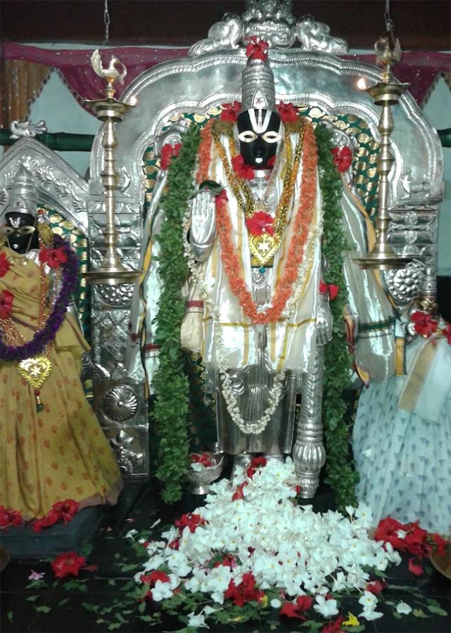Sri Srungara Vallabha Swamy Temple Tirupati East Godavari 8