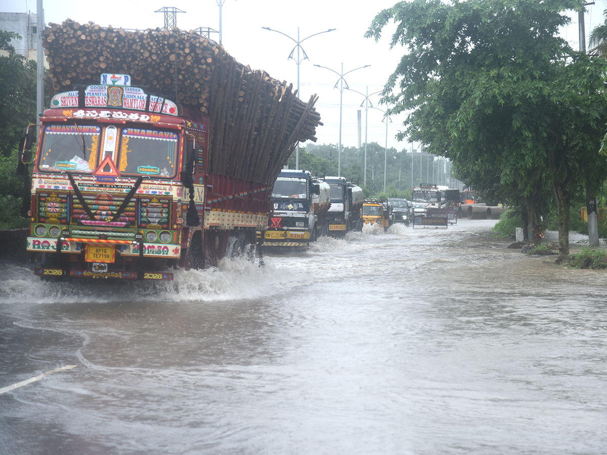 heavy rains in telangana2