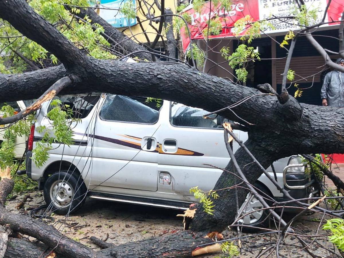 heavy rains in telangana25